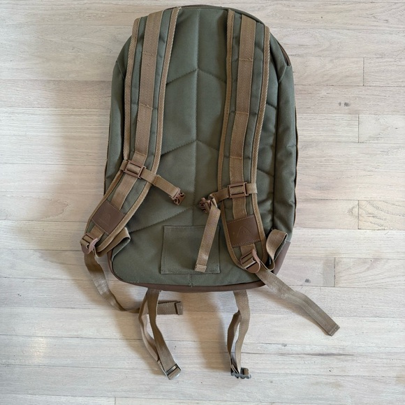 Poler Outdoor Stuff The Excursion Pack - Picture 2 of 3